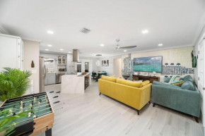 NEW, Beautiful Pool, TV's in Every Bedroom, and Pet Friendly, Hollywood
